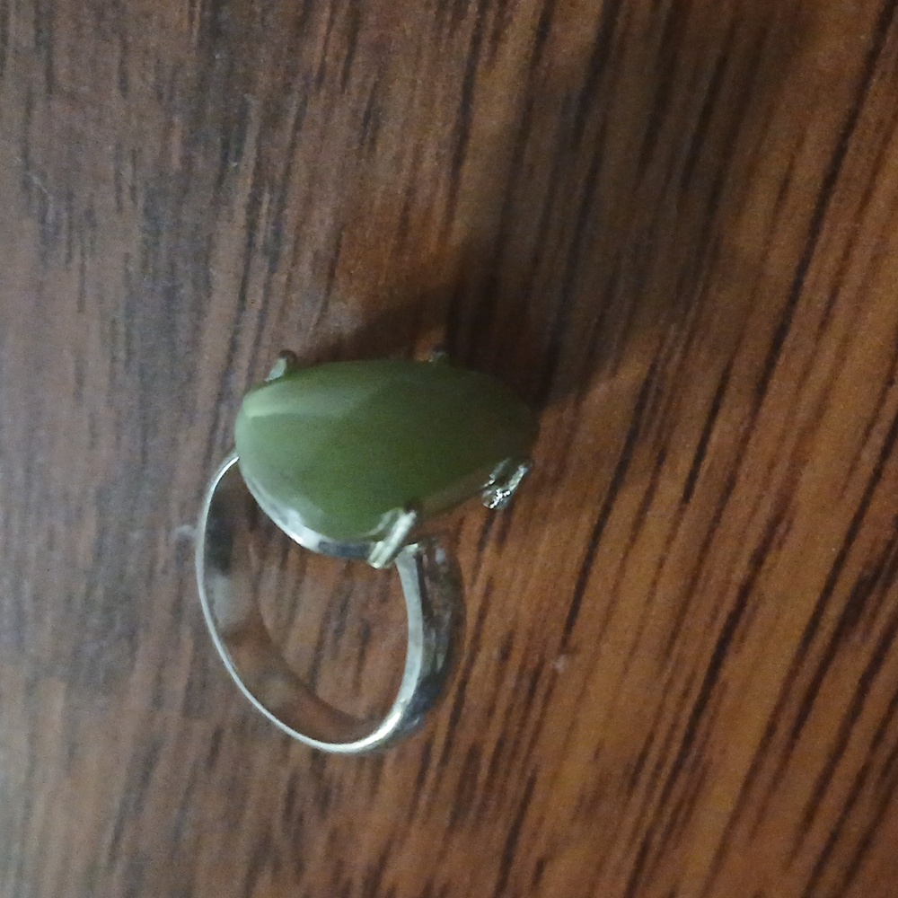 Ring - Picture 2 of 3